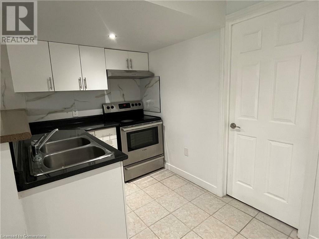 Property Photo: 580 Activa Avenue Lower ON N2E 4C3