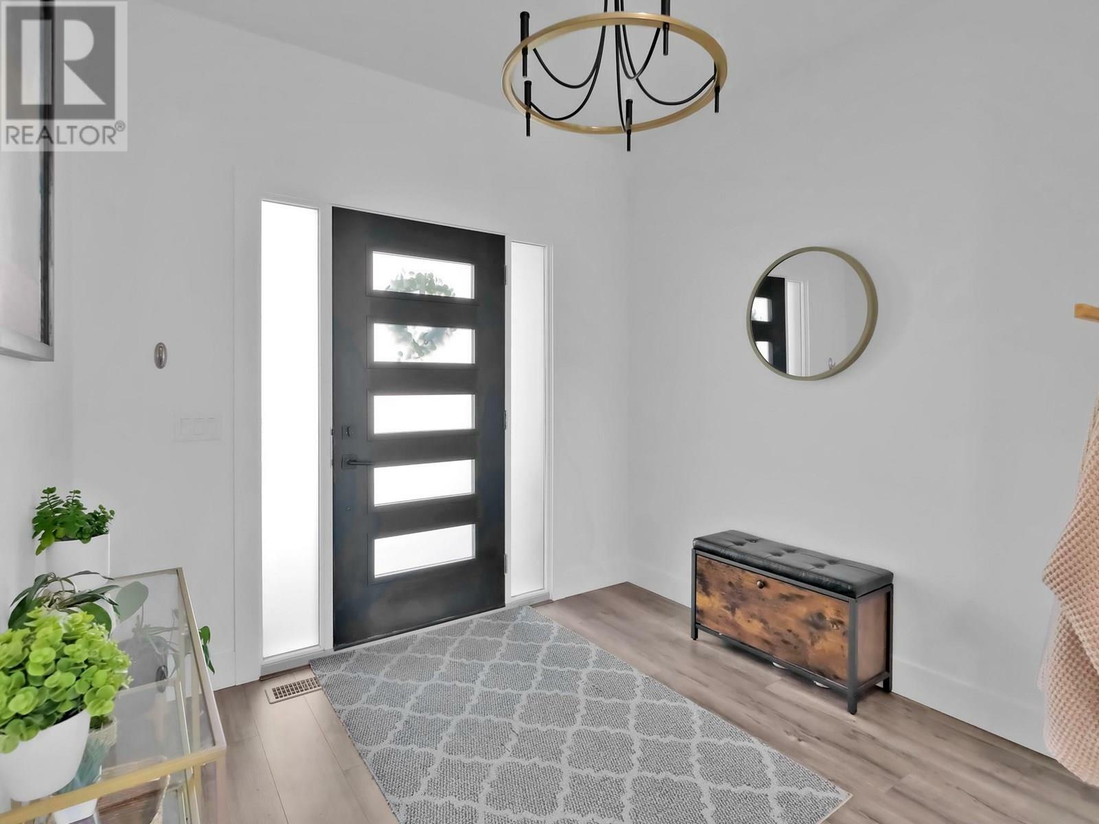 Property Photo: 767 Acadia Street BC V1V 0A8
