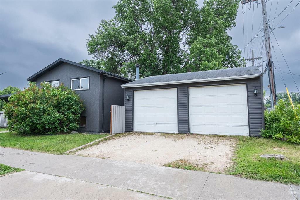 338 Rouge Road  Winnipeg MB R3K 1K2 photo