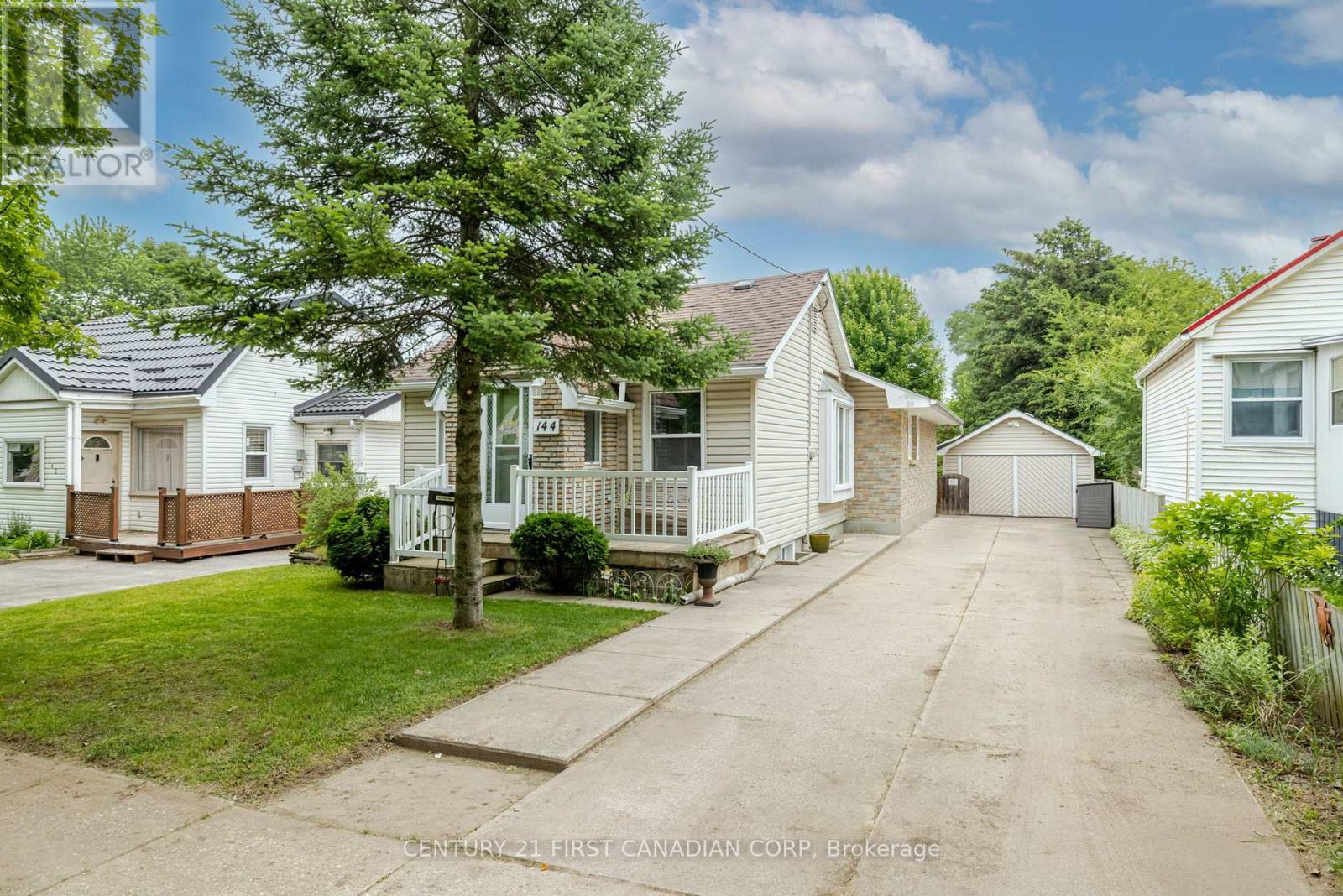 Property Photo: 144 Emerson Avenue ON N5Z 3L6