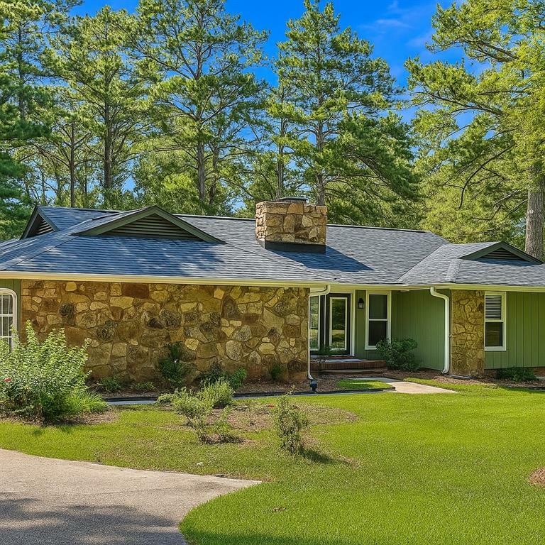 Property Photo: 1516 Chase Court GA 30296