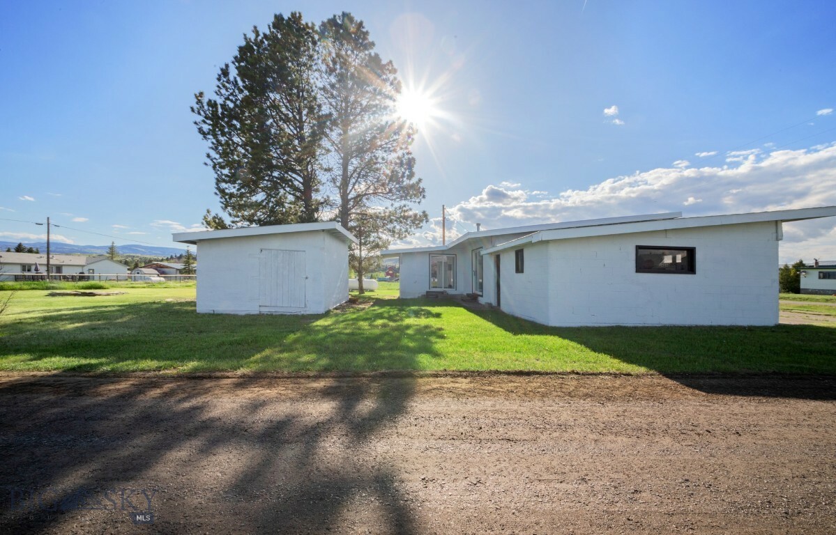Property Photo: 301 5th Street MT 59018