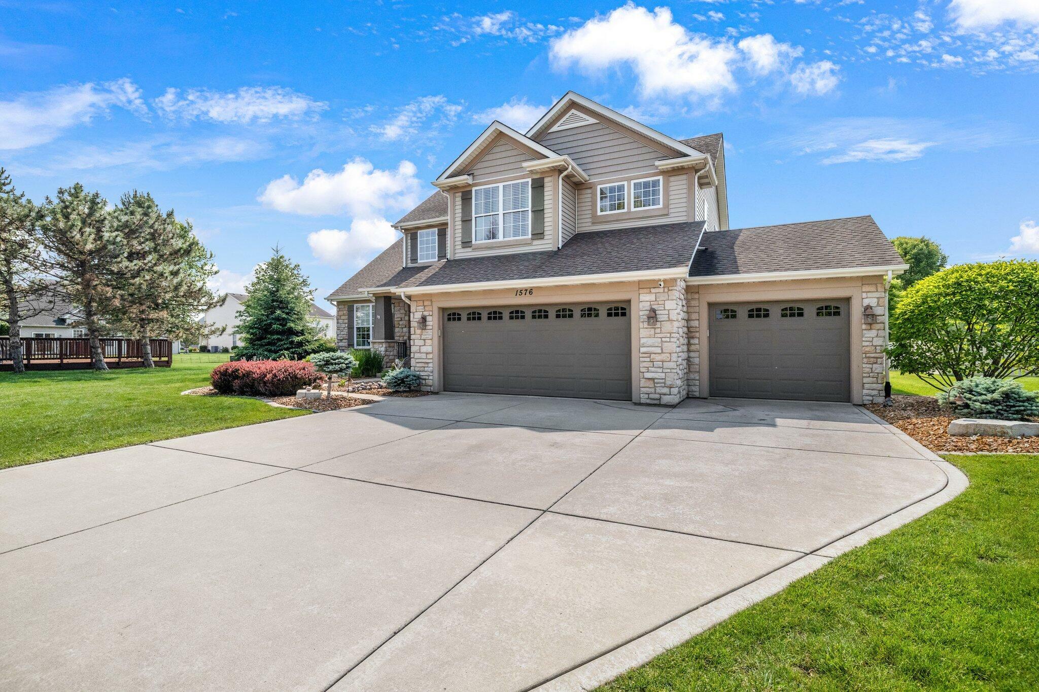 Property Photo: 1576 Hearthstone Court IN 46311