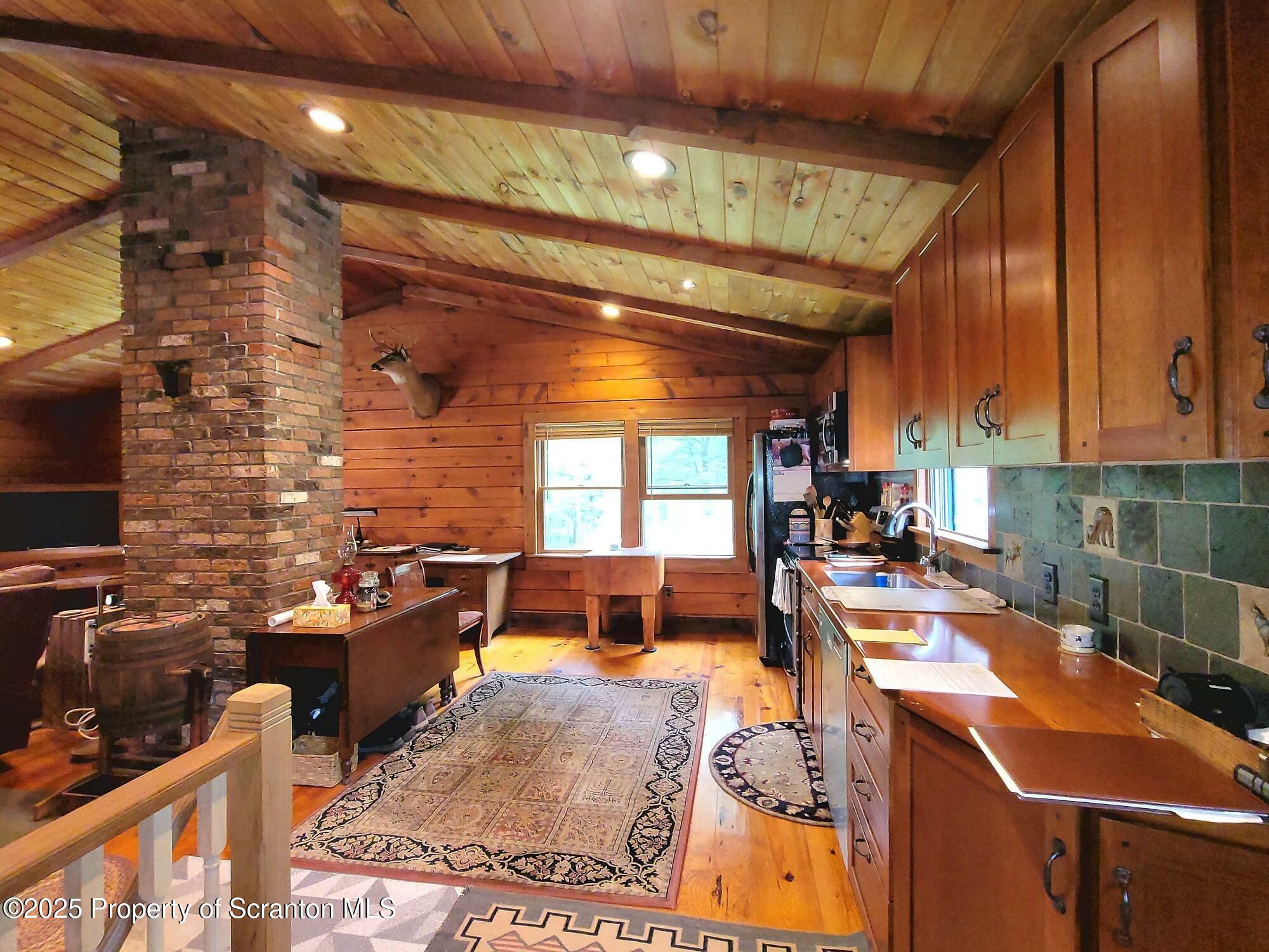 Property Photo: 1338 Whites Ferry Road PA 18615