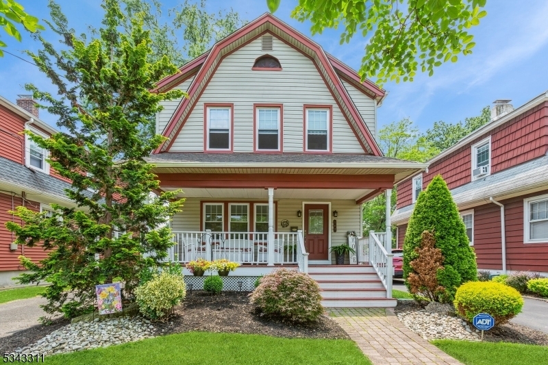 Property Photo: 502 W Meadow Ave NJ 07065