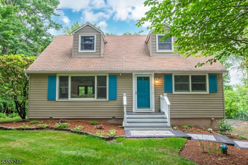 Property Photo:  8 Old Township Rd  NJ 07836 
