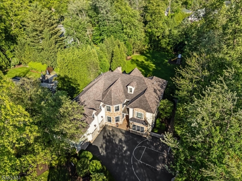 Property Photo: 270 White Oak Ridge Rd NJ 07078