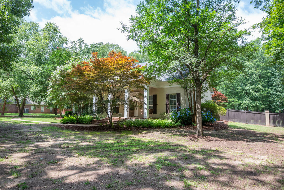 Property Photo: 586 Crosby Lane MS 39701