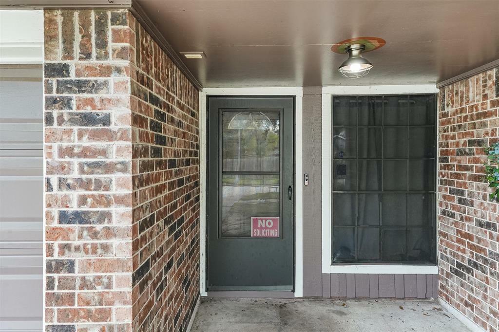 Property Photo: 21518 Greenham Drive TX 77388