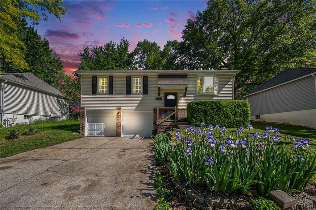 20308 E 17th Terrace N  Independence MO 64056 photo