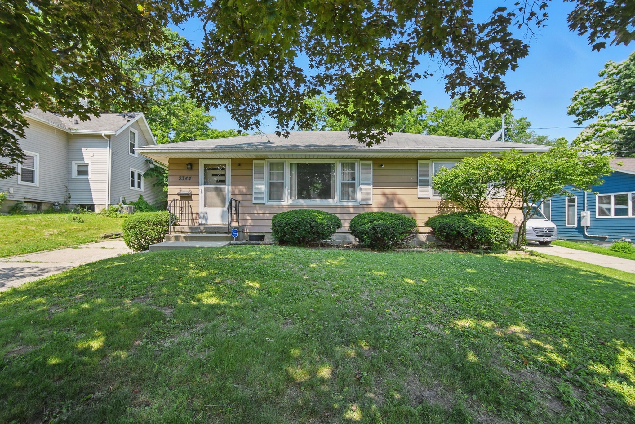 2344 SE 5th Street  Des Moines IA 50315 photo