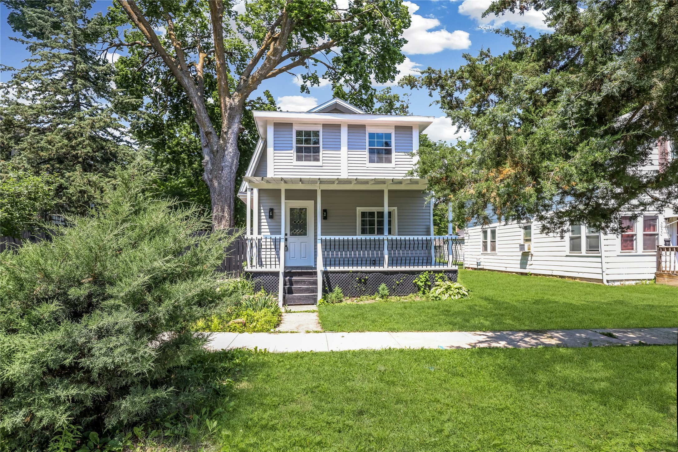 3918 10th Street  Des Moines IA 50313 photo