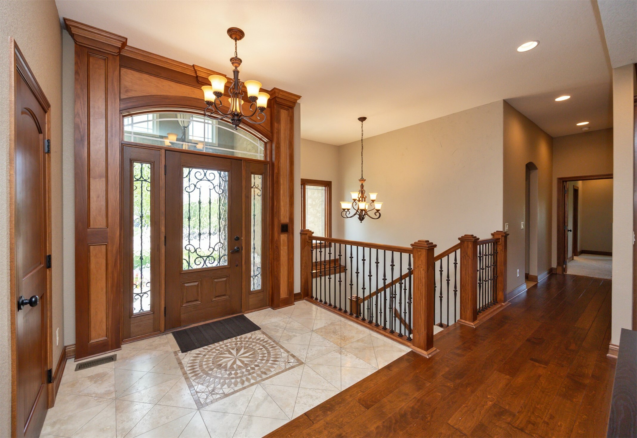 Property Photo: 16105 Dellwood Drive IA 503232