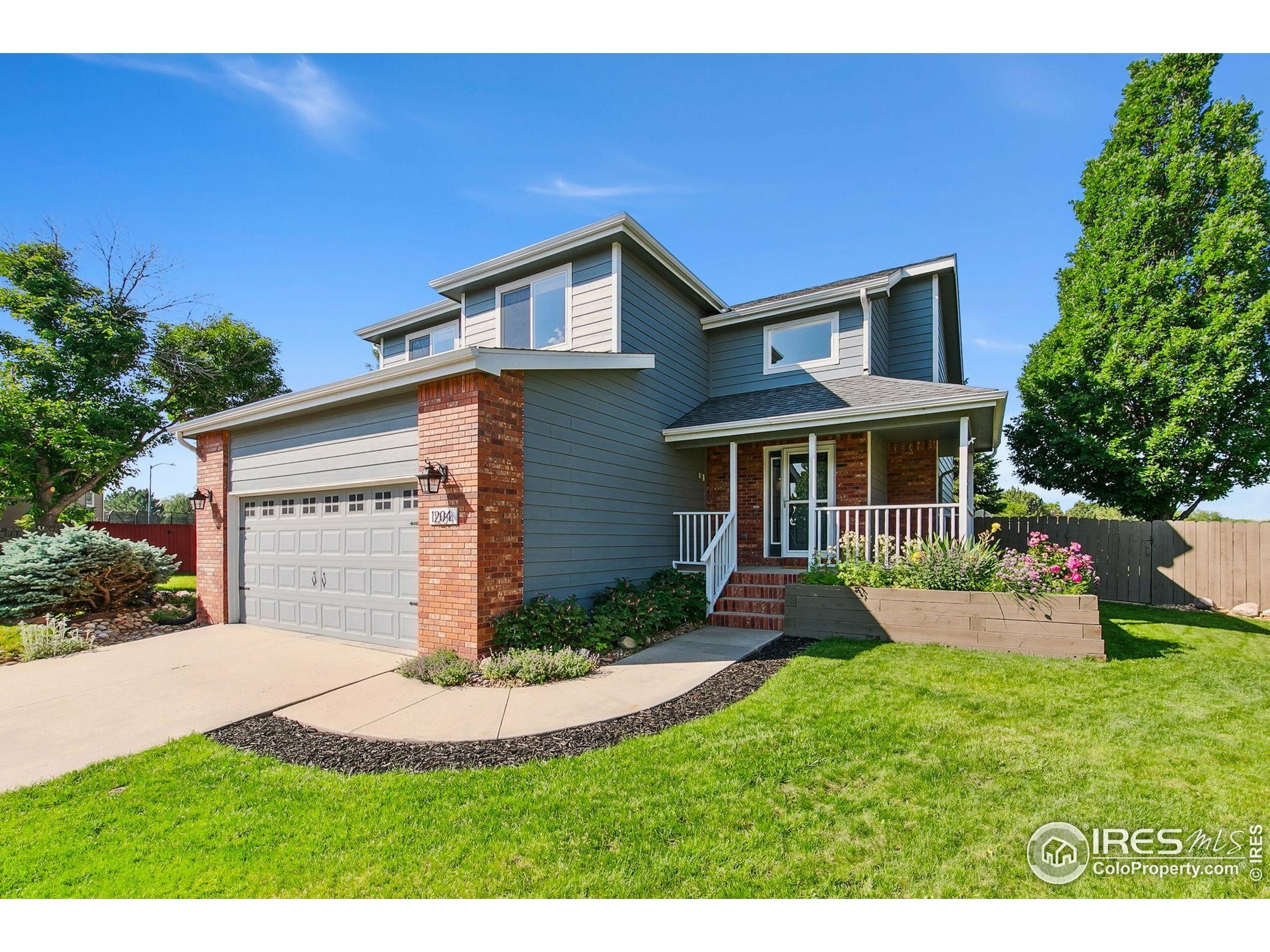1204 Boulder Ct  Windsor CO 80550 photo