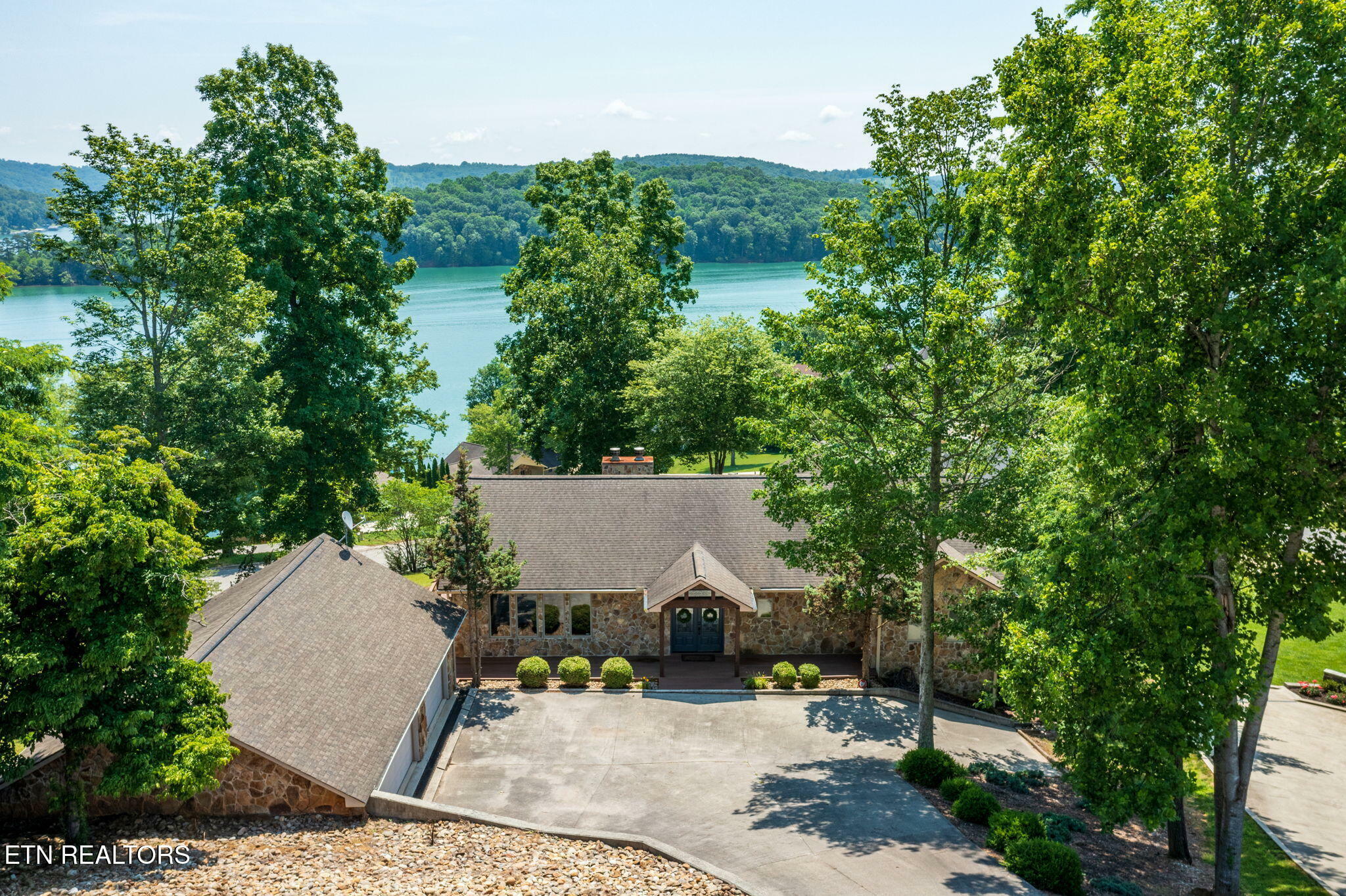 Property Photo: 226 Mountain Crest Drive TN 37766