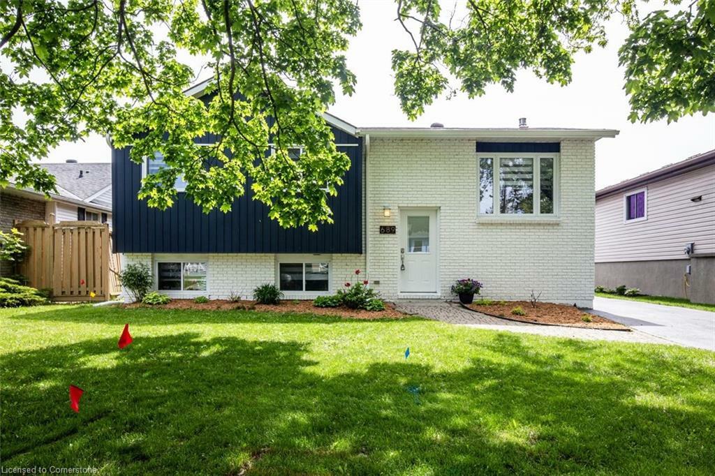 Property Photo: 689 Macyoung Drive ON N2Z 1T1