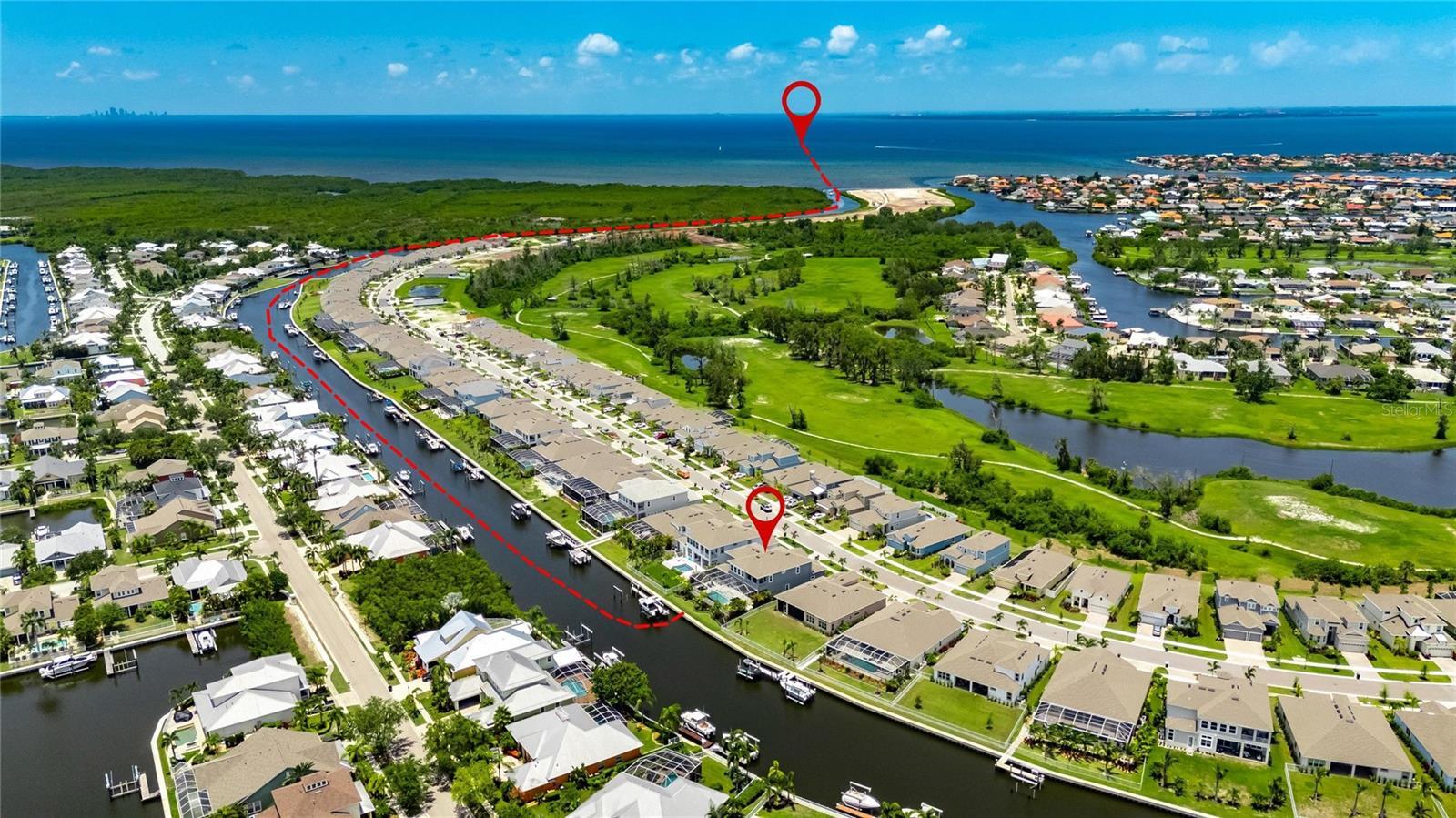 Property Photo: 978 Signet Drive FL 33572