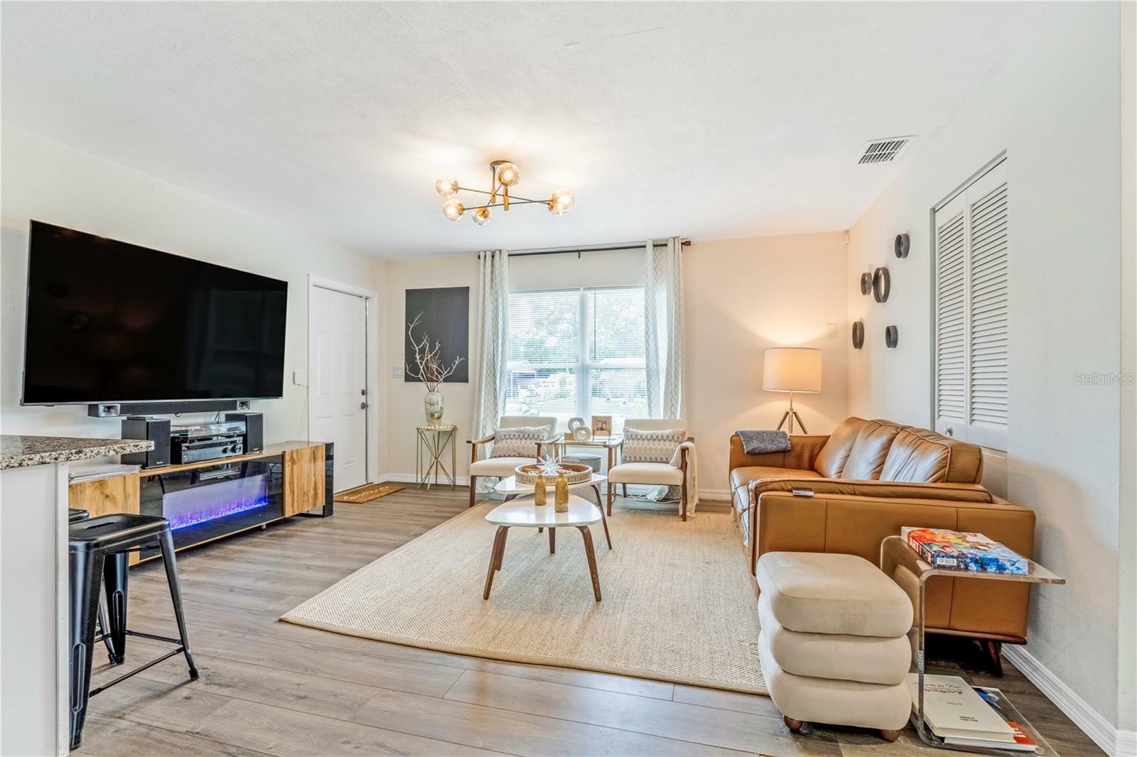 Property Photo: 1455 Whitewood Drive FL 32725