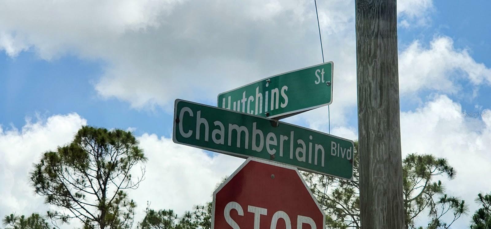 Property Photo: 436 Hutchins Street FL 33953