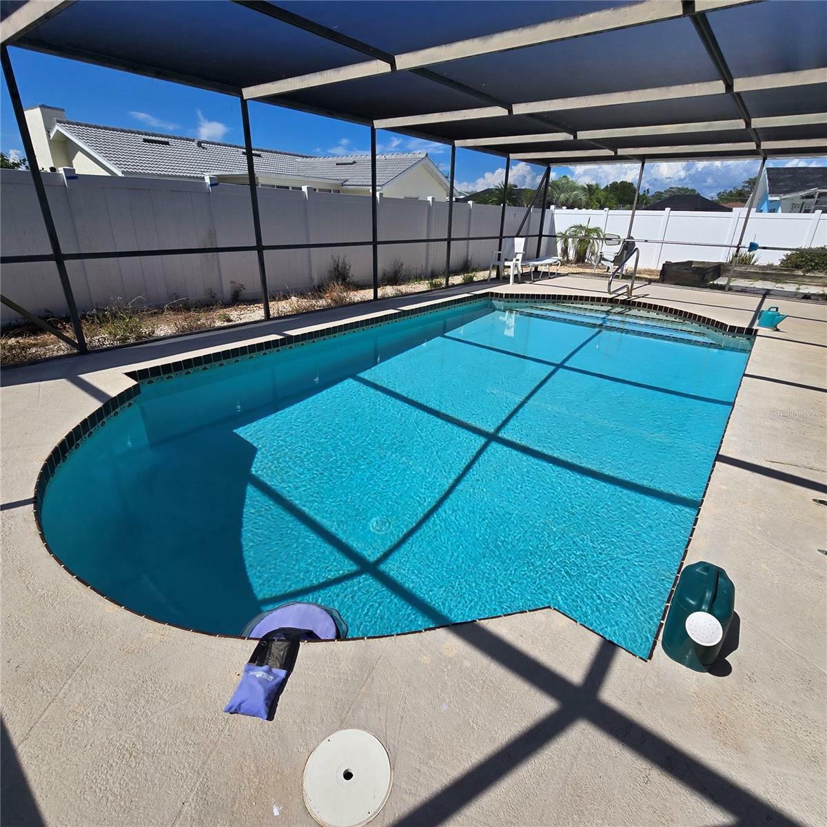 Property Photo: 6406 16th Avenue Drive W FL 34209