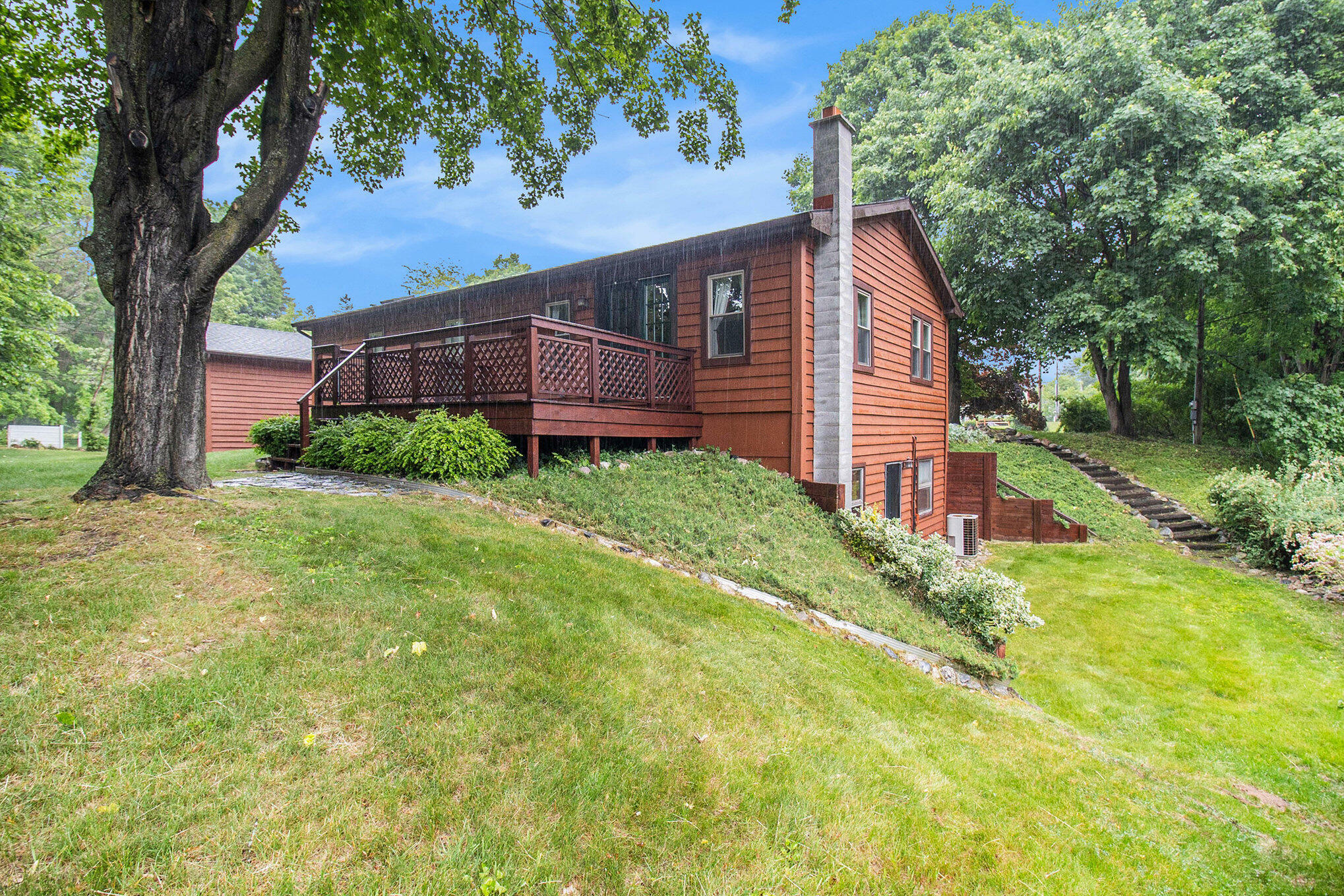 Property Photo: 507 N Water Street MI 49420