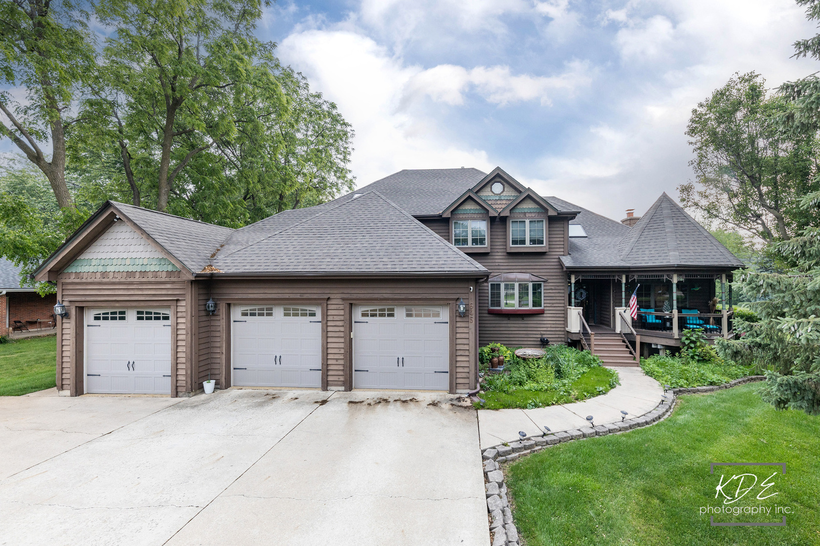 Property Photo: 645 Saint Christopher Court IL 60506