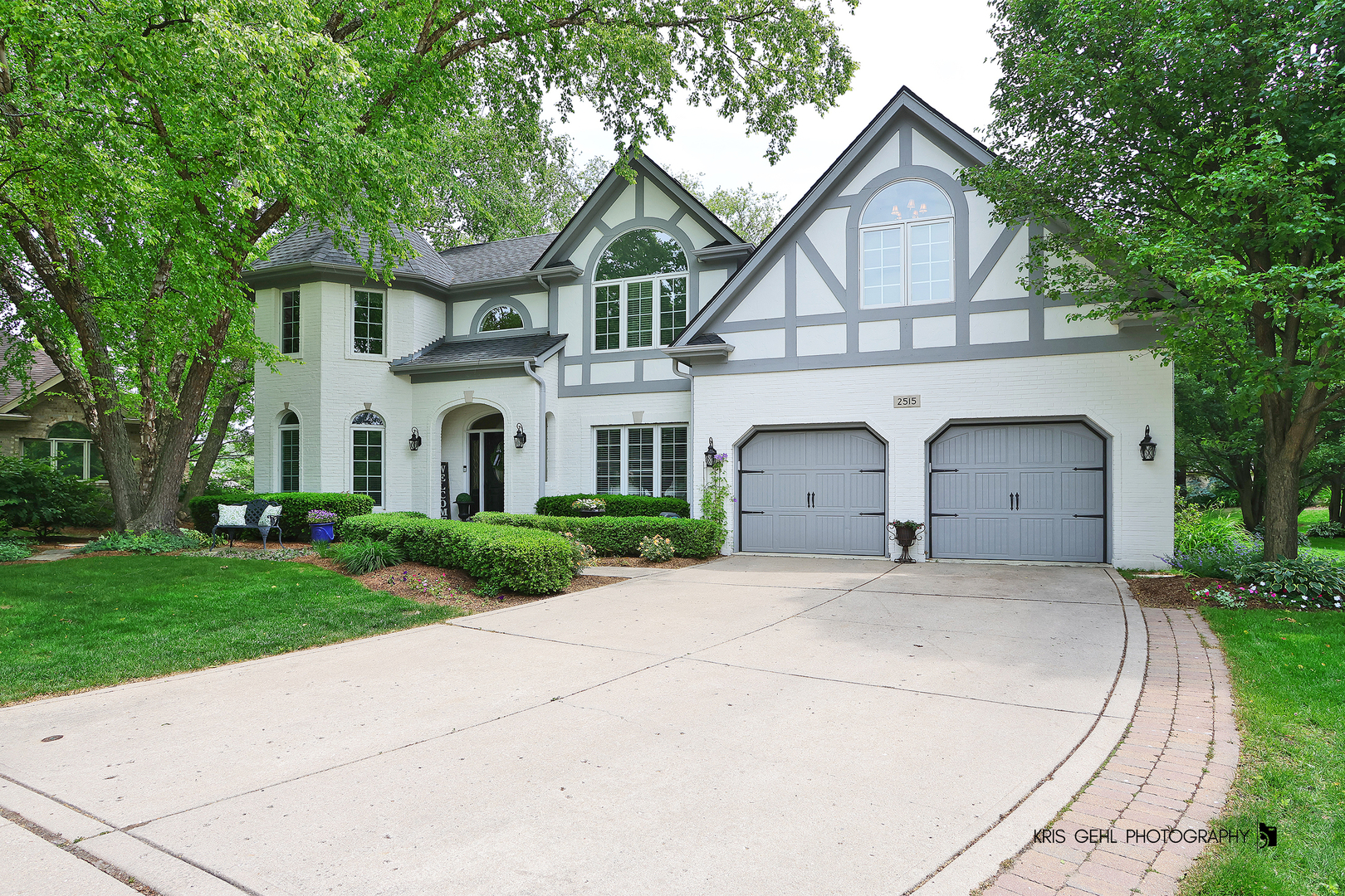 Property Photo:  2515 Thurston Court  IL 60502 