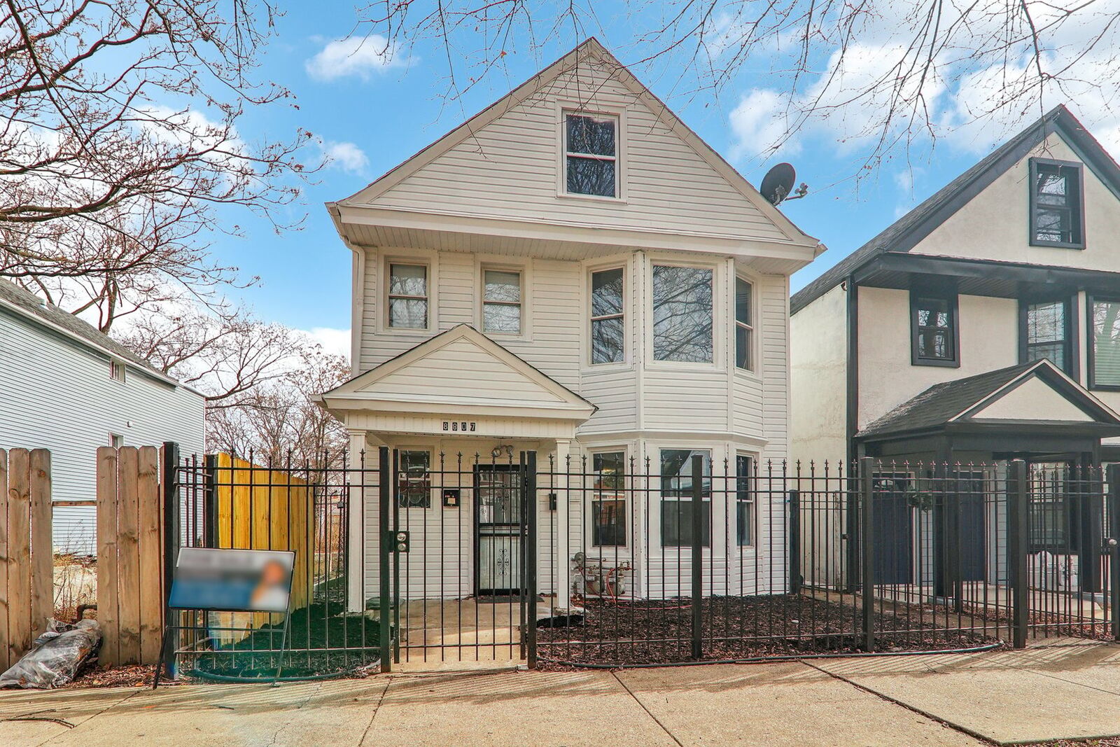 Property Photo:  8807 S Lowe Avenue  IL 60620 