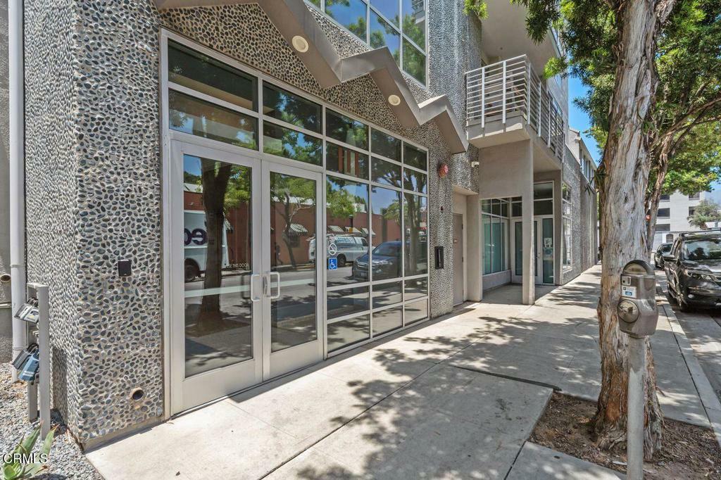 Property Photo: 111 S De Lacey Avenue 103 CA 91105