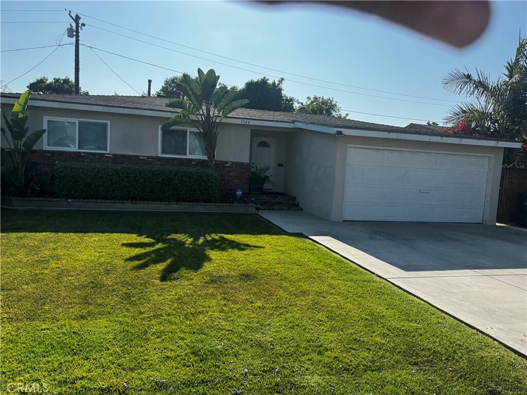 Property Photo: 1344 S Douglas Street CA 92704