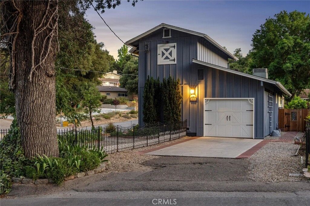 Property Photo:  4898 Estrada Avenue  CA 93422 