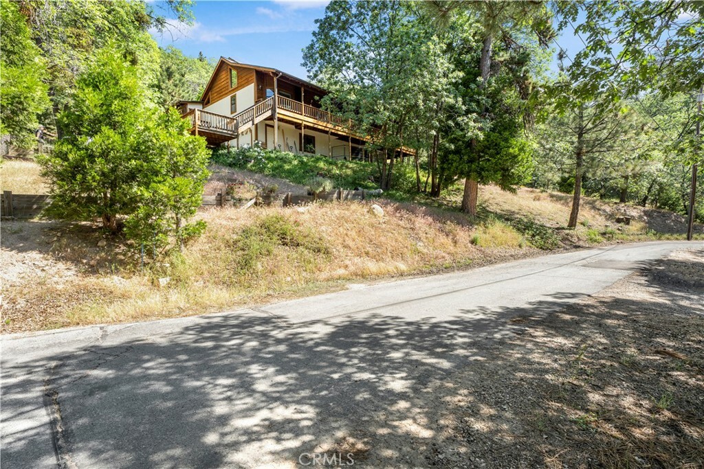 Property Photo: 77 Park Drive CA 92382