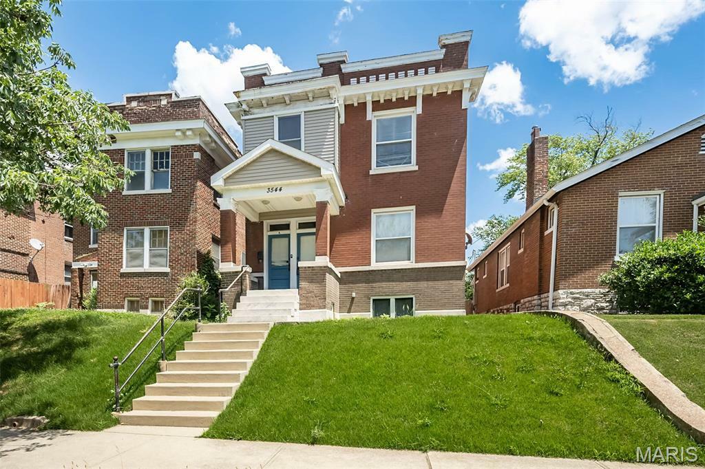 Property Photo: 3544 Giles Avenue MO 63116