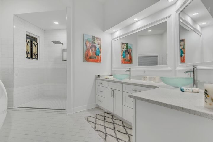 Property Photo: 811 Borum Rd TN 37015