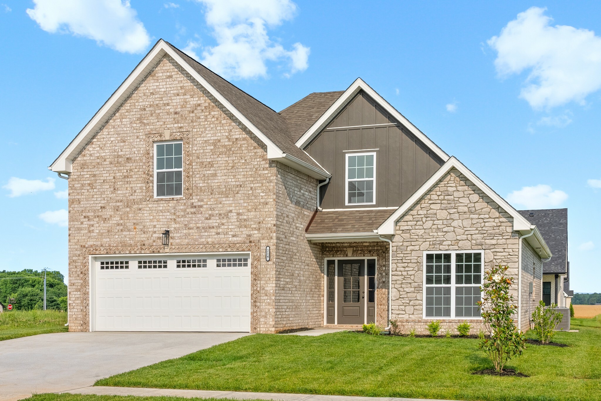 214 Harvest Moon Dr  Clarksville TN 37043 photo