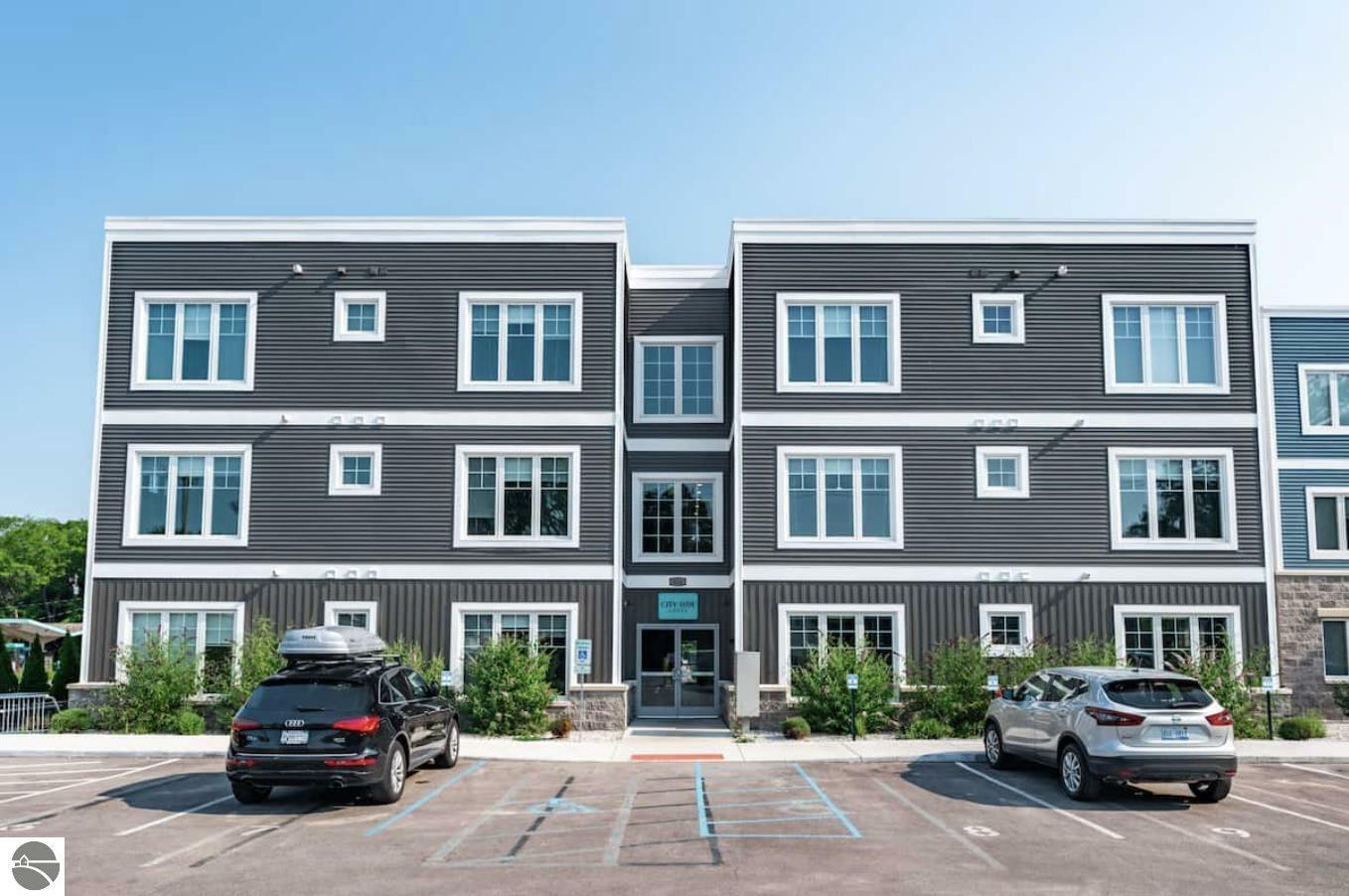 Property Photo:  914-16 E Front Street Unit 16  MI 49686 