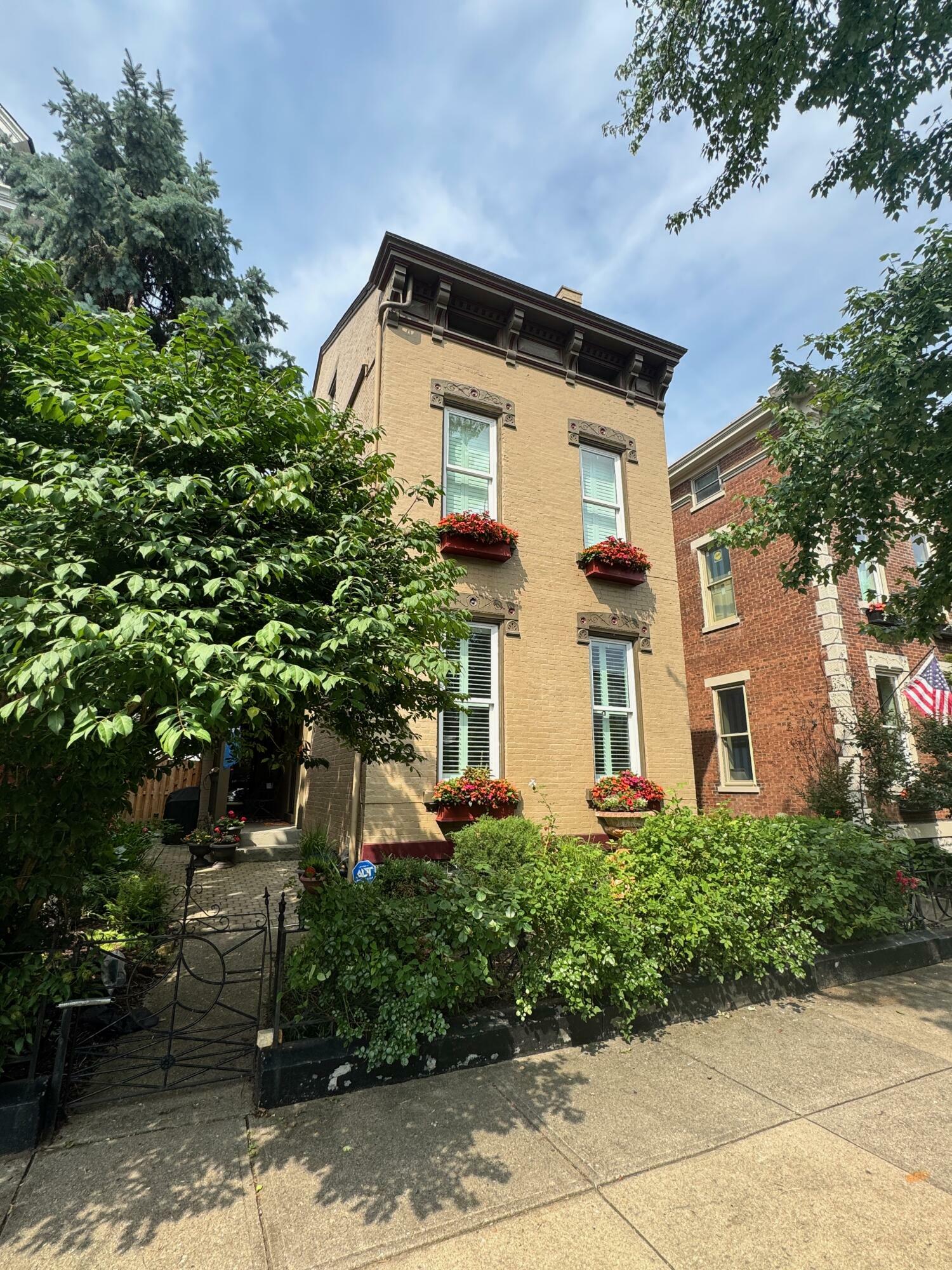 Property Photo: 842 Monroe Street KY 41071