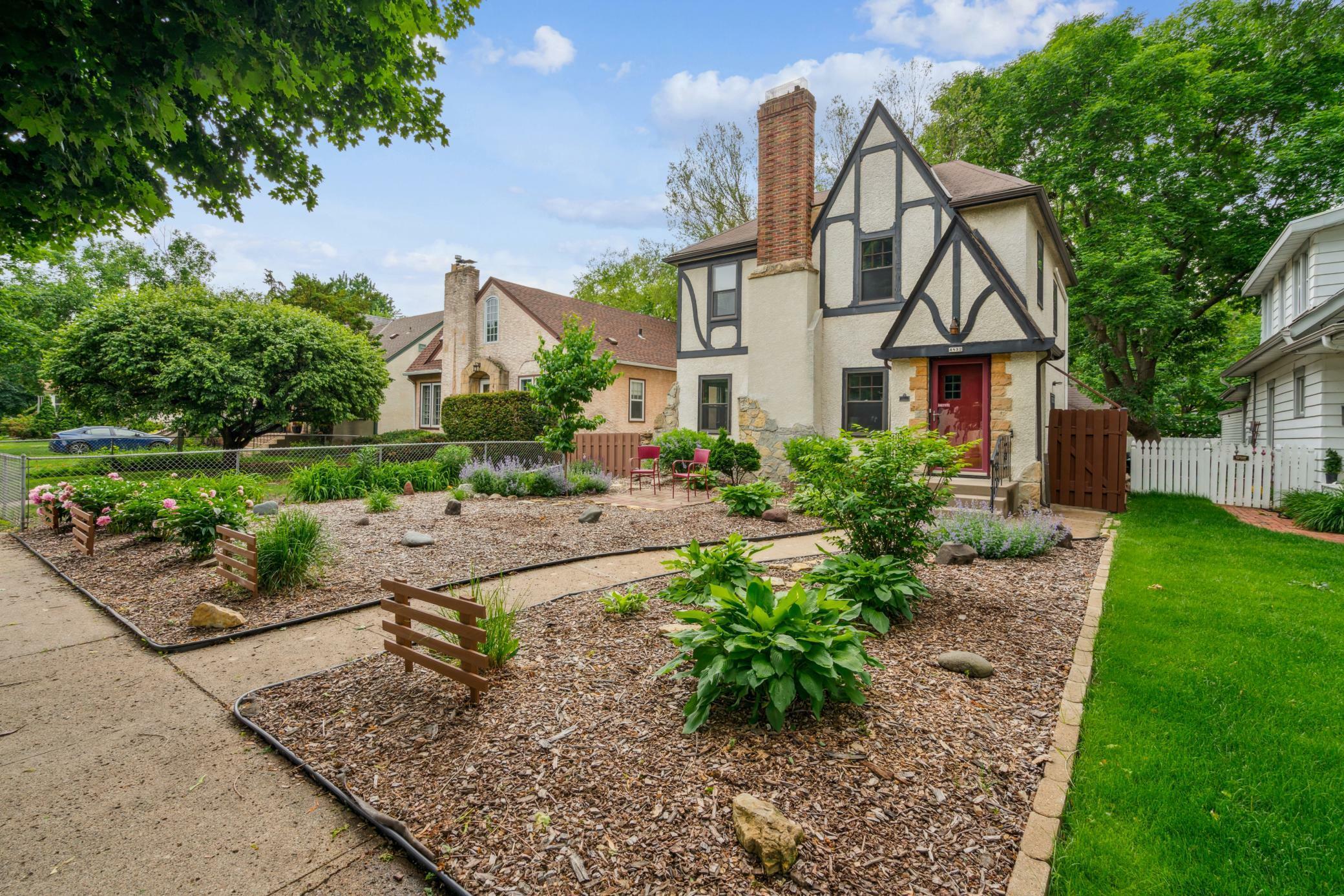 Property Photo: 4832 Park Avenue MN 55417