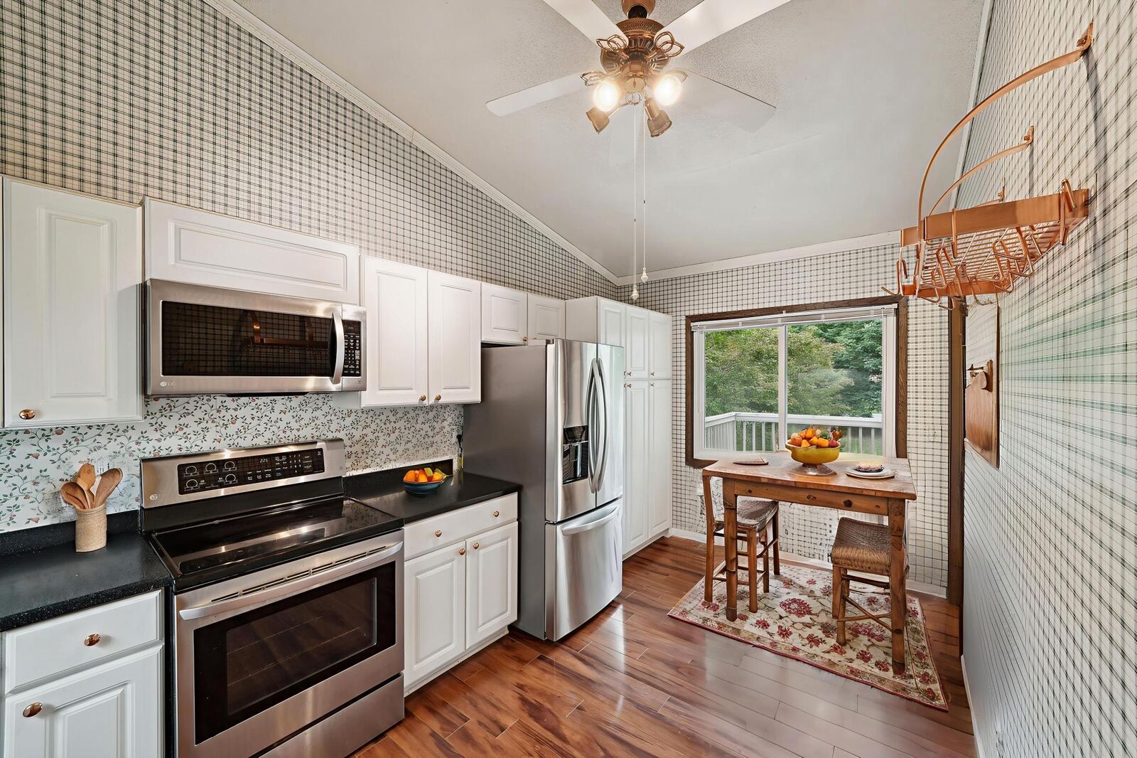 Property Photo: 9146 Neill Lake Road MN 55347