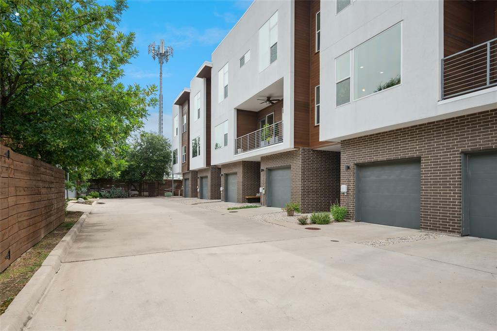 Property Photo: 9068 Corsair Place TX 75218