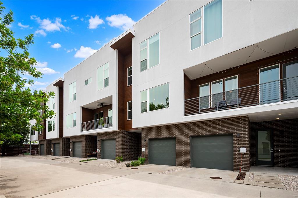 Property Photo: 9068 Corsair Place TX 75218