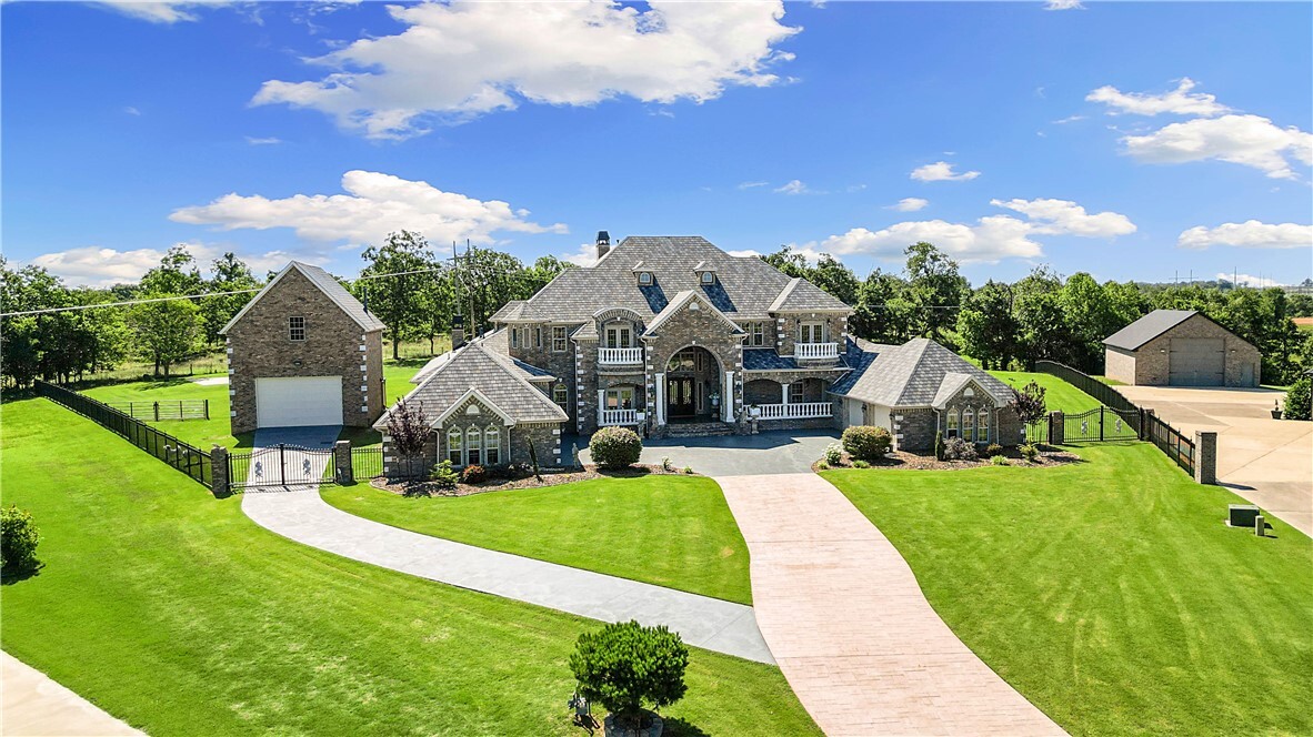 Property Photo: 11921 Churchill Downs Drive AR 72762