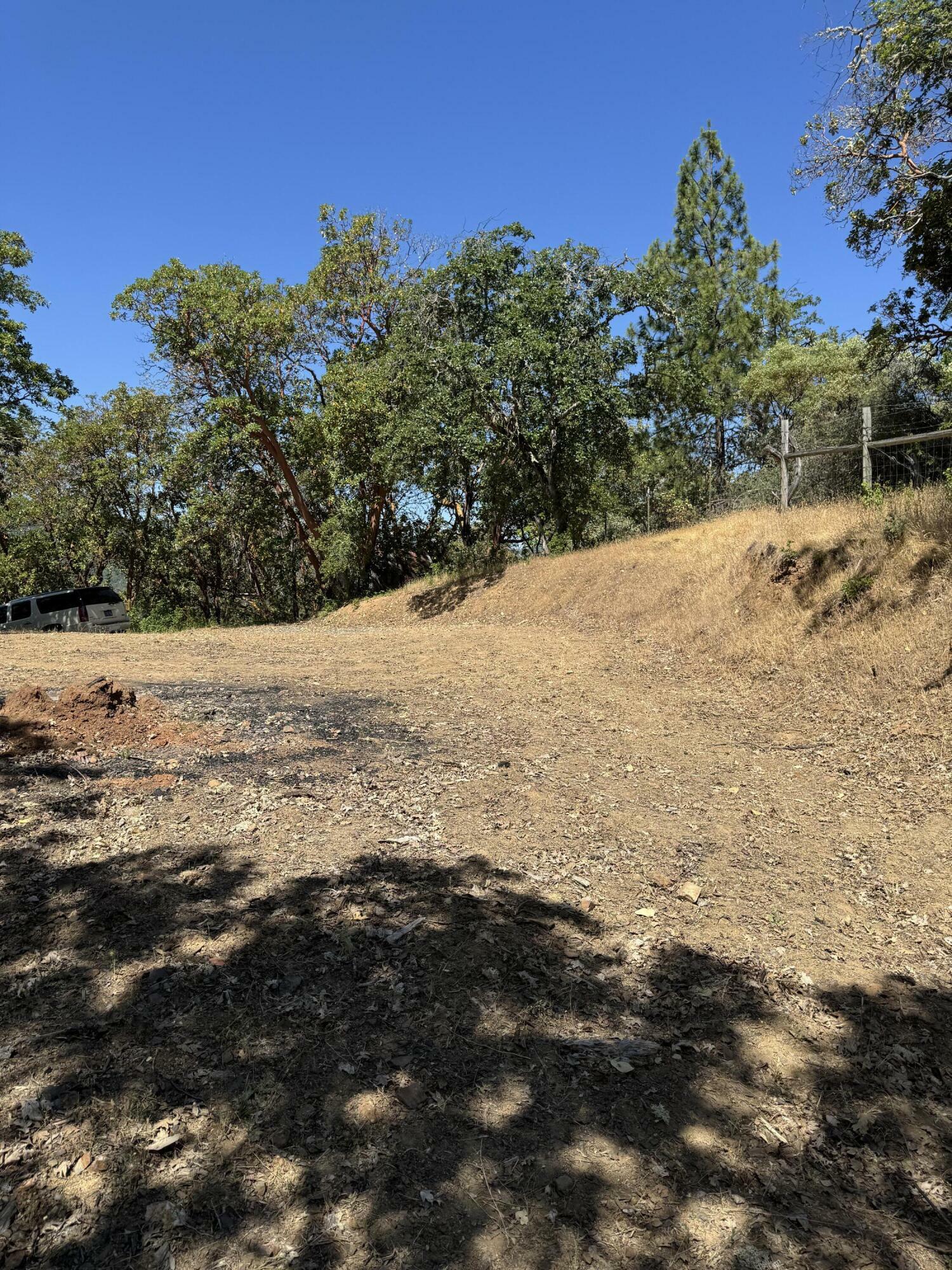 Property Photo: 6060 Old Stage Road OR 97502
