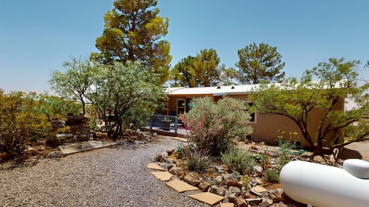 Property Photo:  34 Jody Lee Dr  NM 88310 
