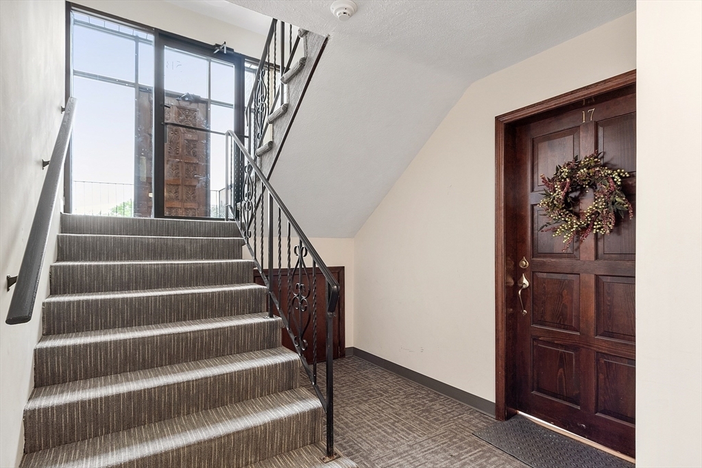 Property Photo: 5 Thomas St P17 MA 01906