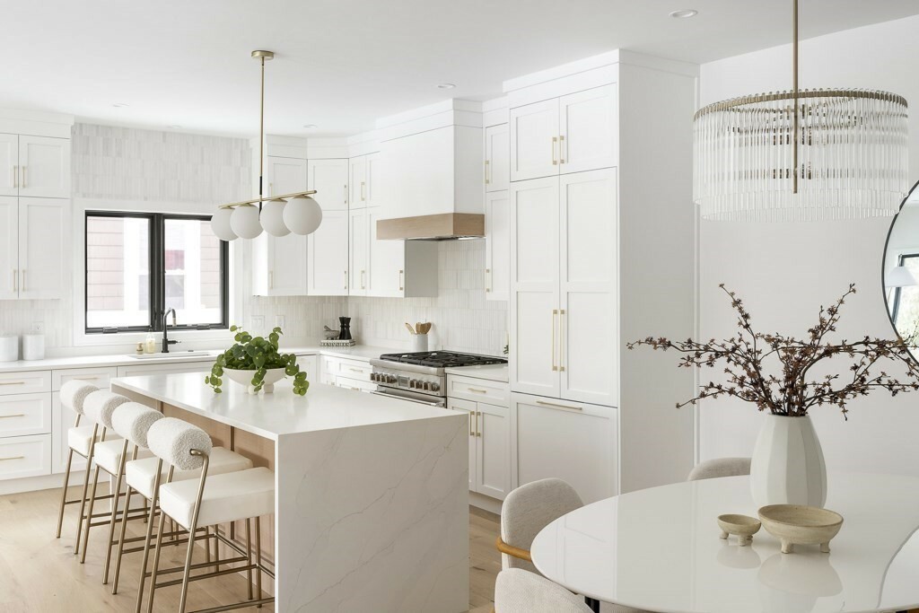 Property Photo: 224-230 Auburn St MA 02466
