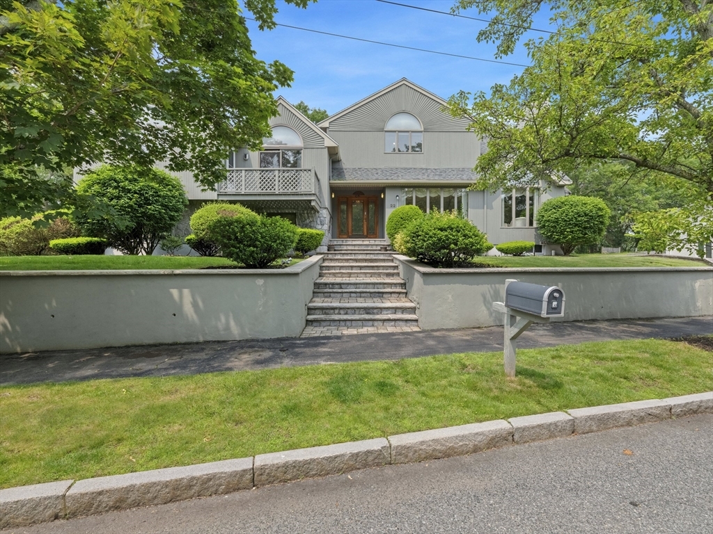 22 Orsini Dr  Wakefield MA 01880 photo