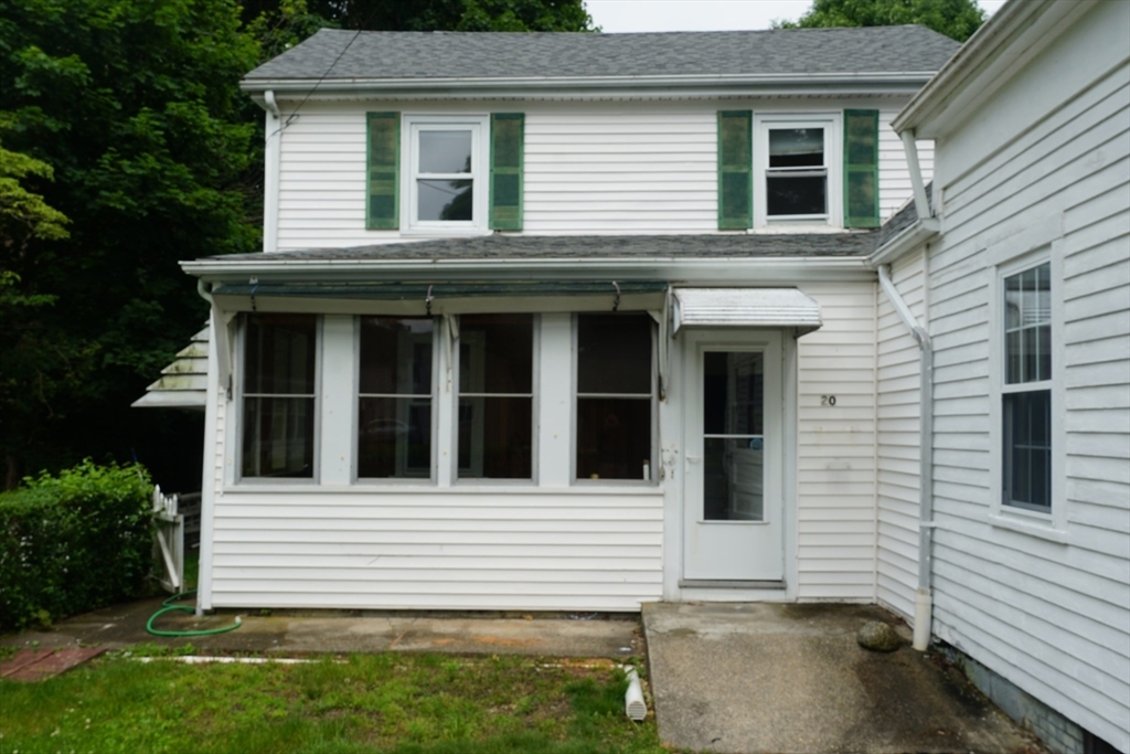 Property Photo: 20 Bolton Place 1 MA 02324