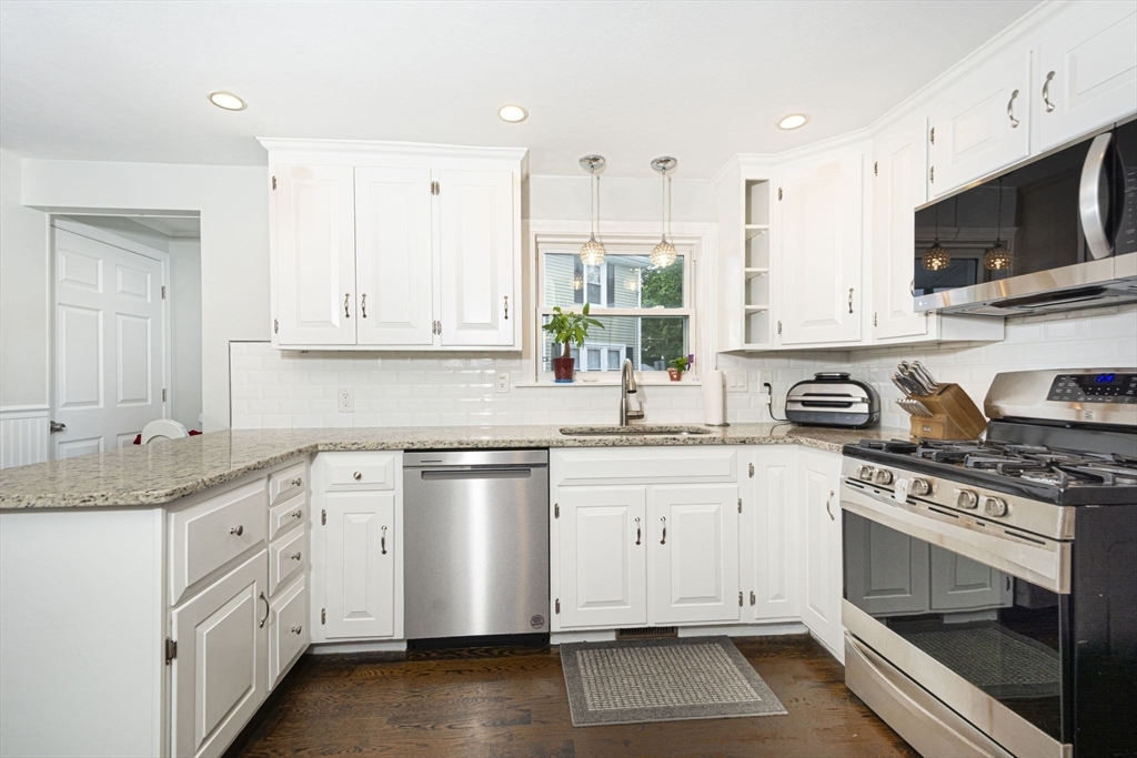 Property Photo:  3 Milk  MA 01960 