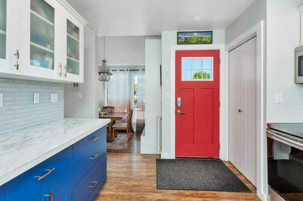 Property Photo: 81 Rupert Crescent AB T4P 2Y9